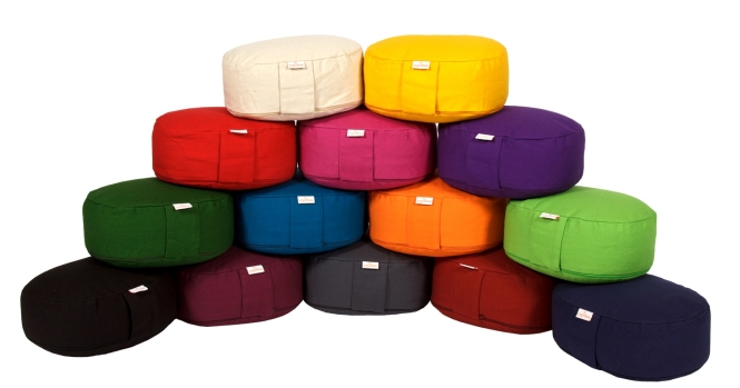 Yogilino® - travel meditation cushion mini oval BASIC 